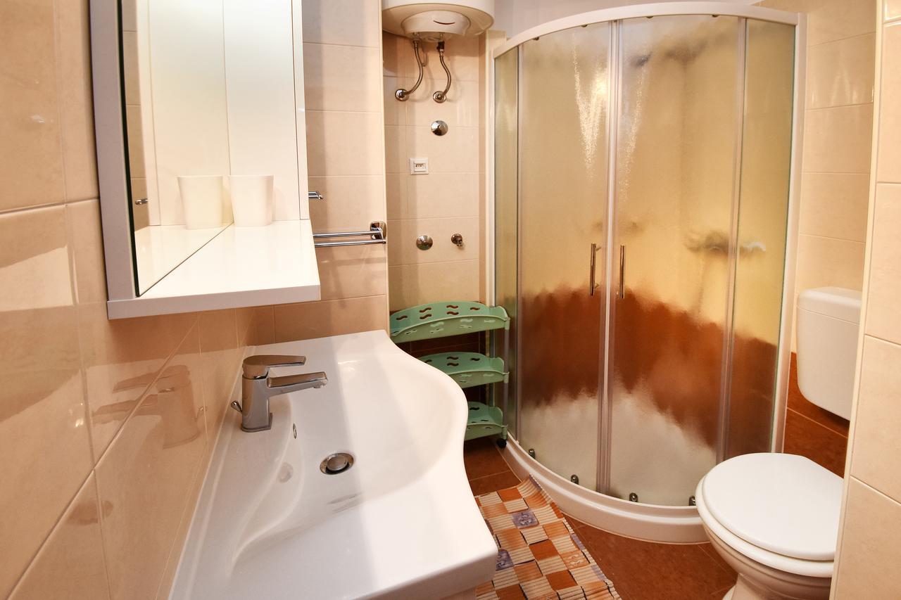 Apartment Sambris No 1 ヴルサル エクステリア 写真